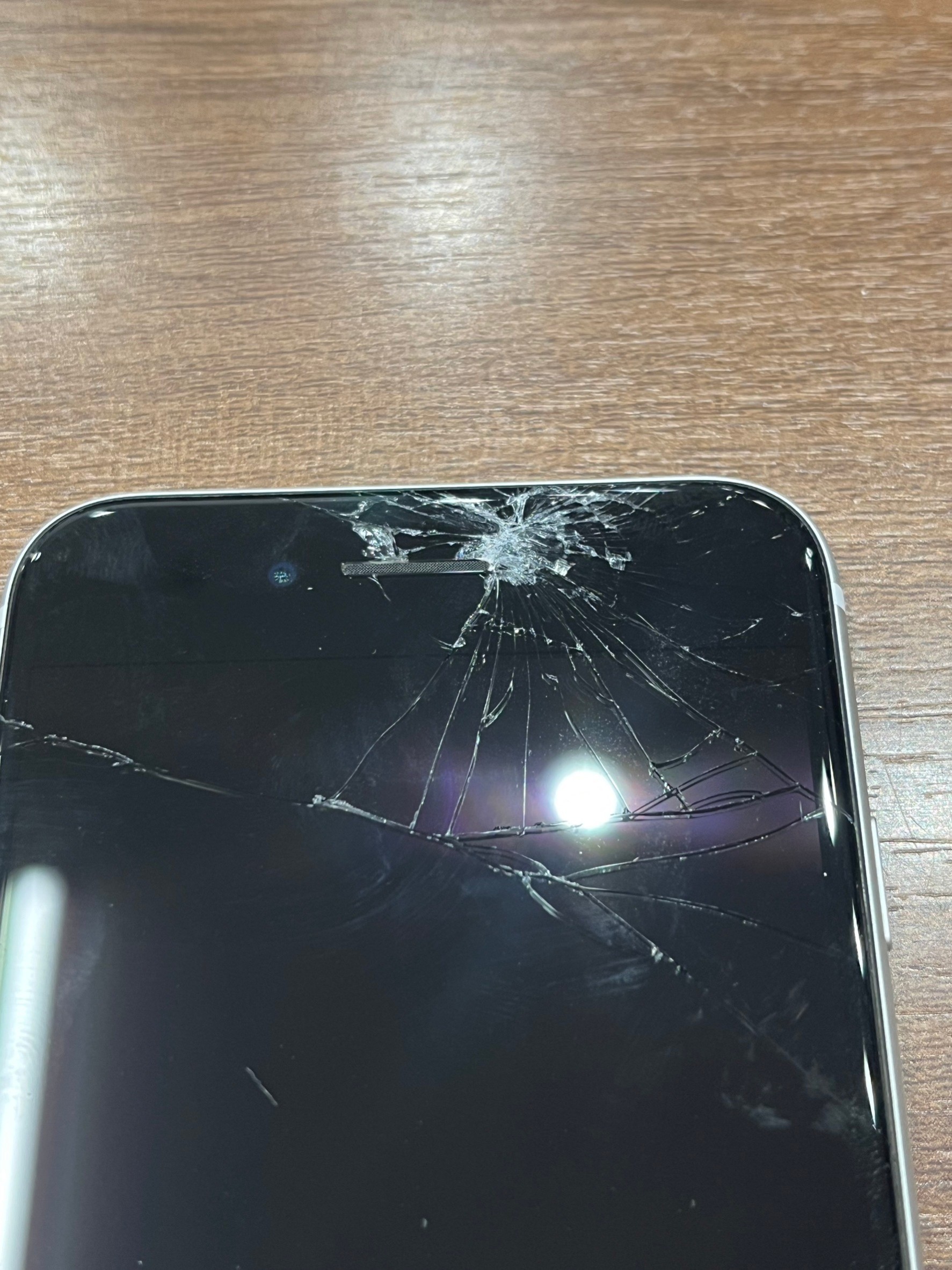 フィルムだけでは十分な保護ができていなかった？理想の保護についてご