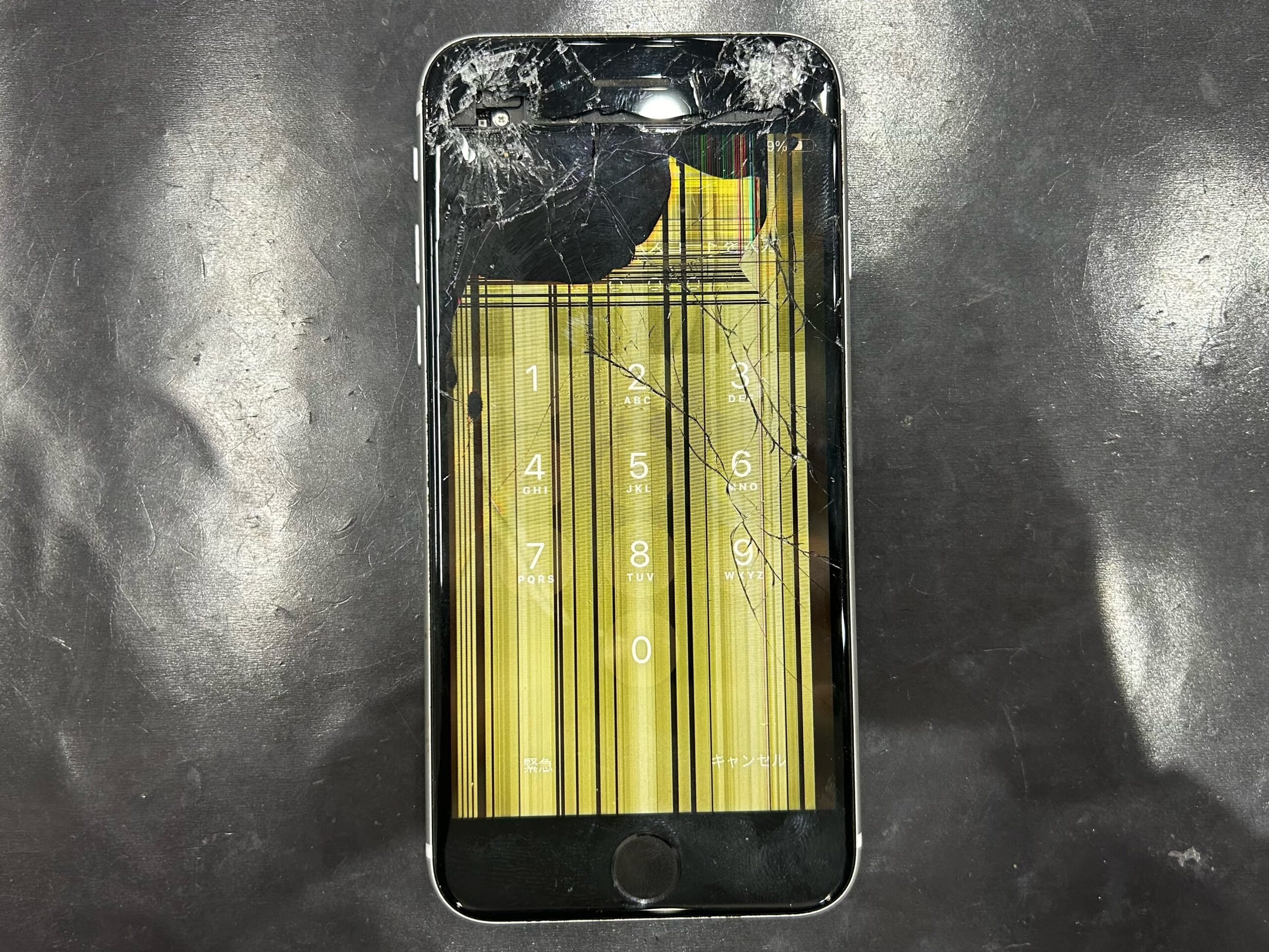 iPhone se2 画面割れ iPhone SE2 画面交換、承りました！！ | iPhone修理アイサポ